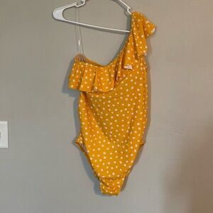 NWT maternity swimsuit